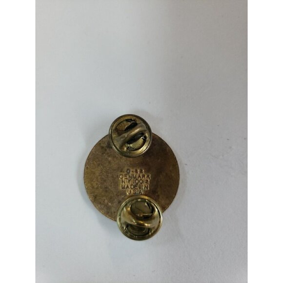 FAITHFUL AND TRUE Lapel Pin - US Army 5th Field Artillery Regiment Unit Crest - Picture 2 of 2